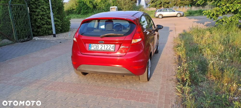 Ford Fiesta 1.25 Trend - 11