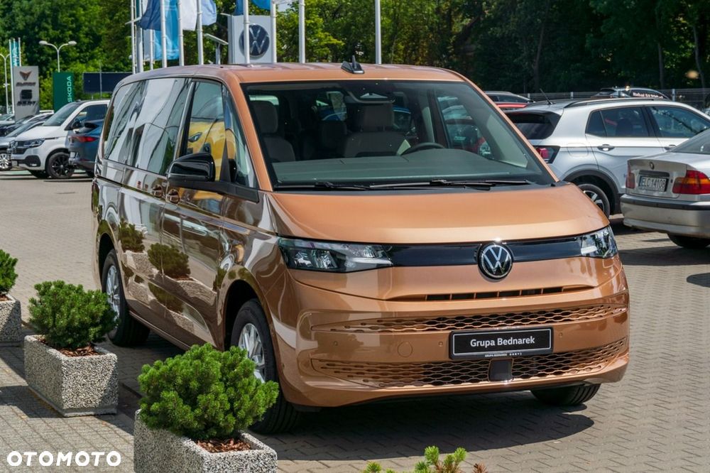 Volkswagen Multivan - 5
