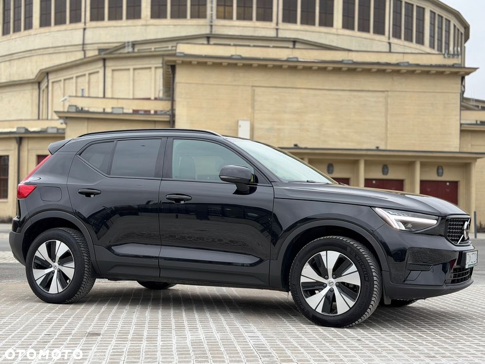 Volvo XC 40 T2 Plus Dark - 2