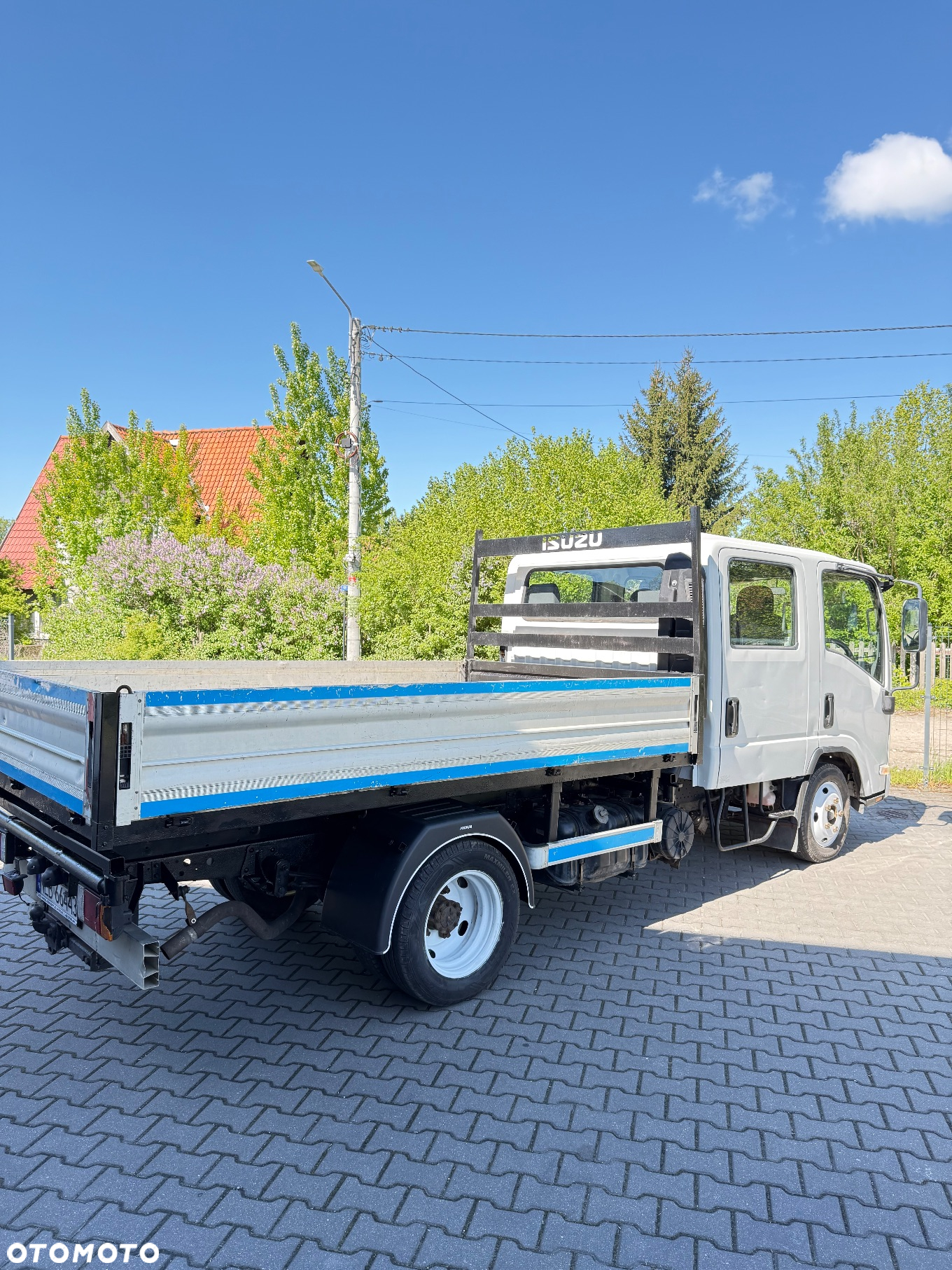 Isuzu N35 - 11