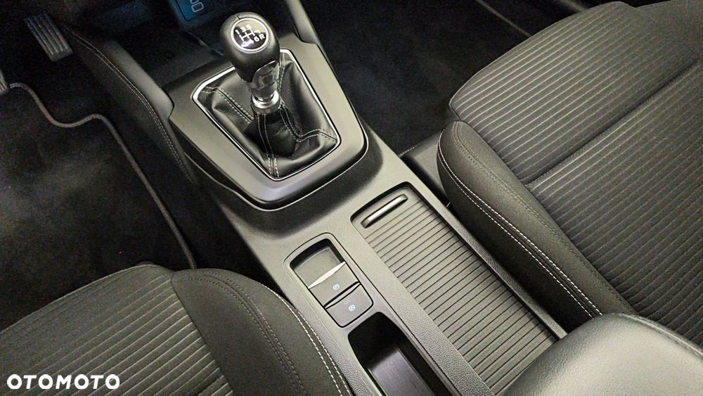 Ford Focus 1.0 EcoBoost mHEV Titanium X - 18