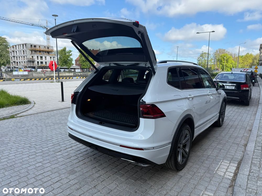 Volkswagen Tiguan - 11