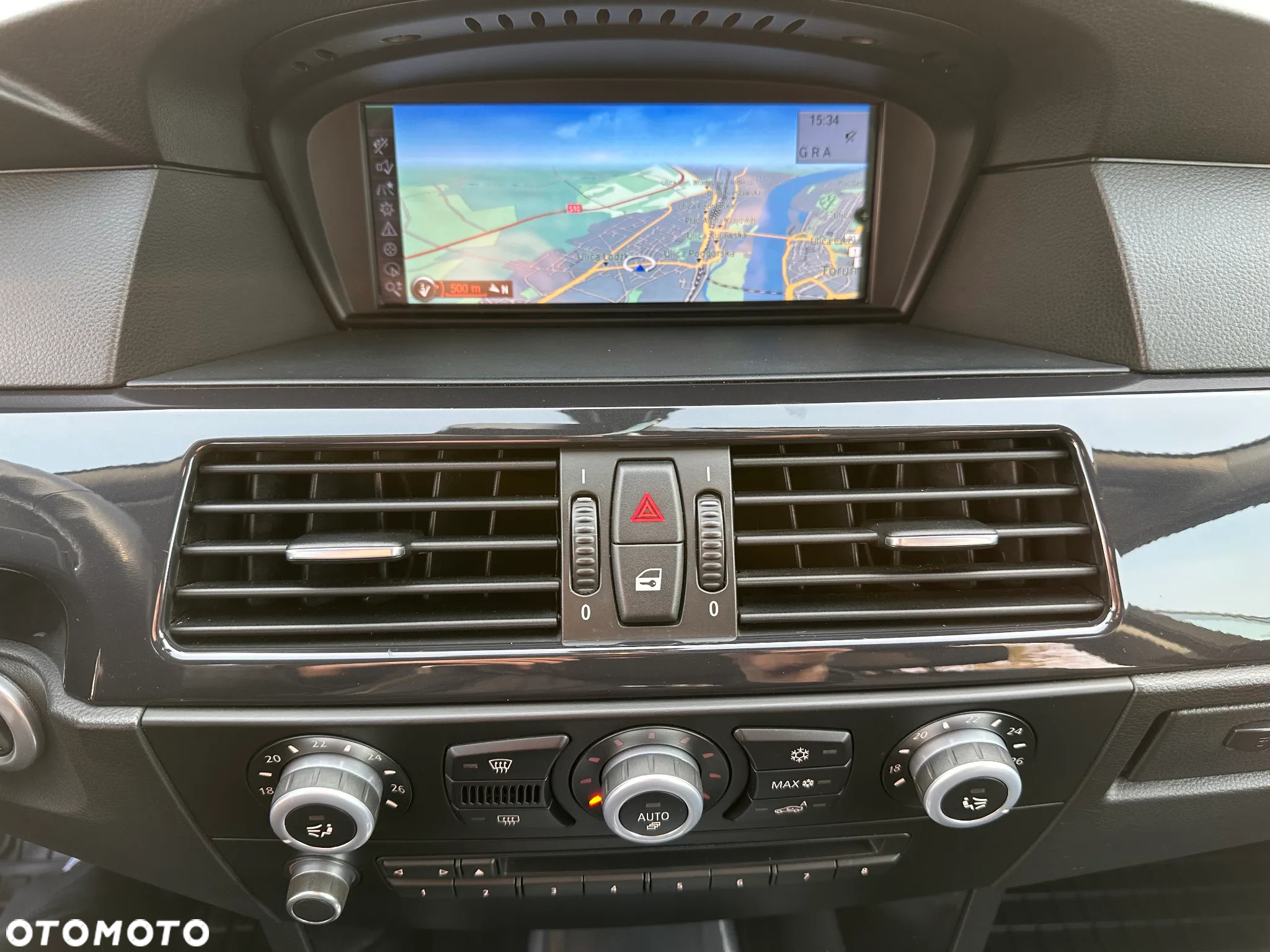 BMW Seria 5 525d xDrive Touring Edition Exclusive - 15