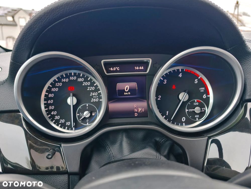 Mercedes-Benz GL 350 BlueTEC 4Matic 7G-TRONIC - 29