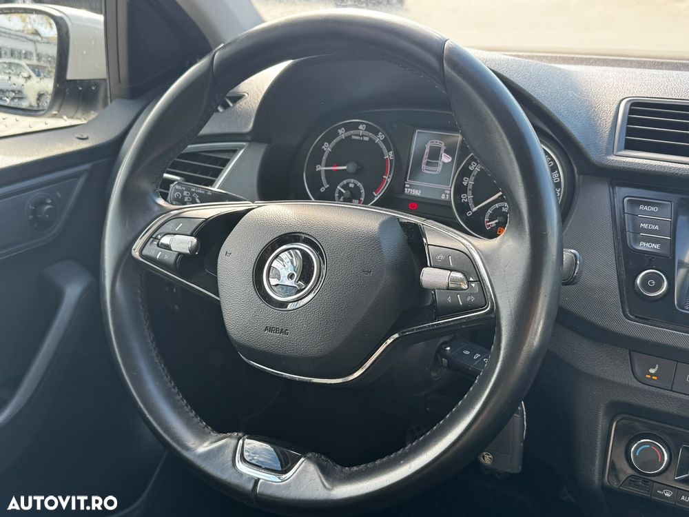 Skoda Fabia - 11