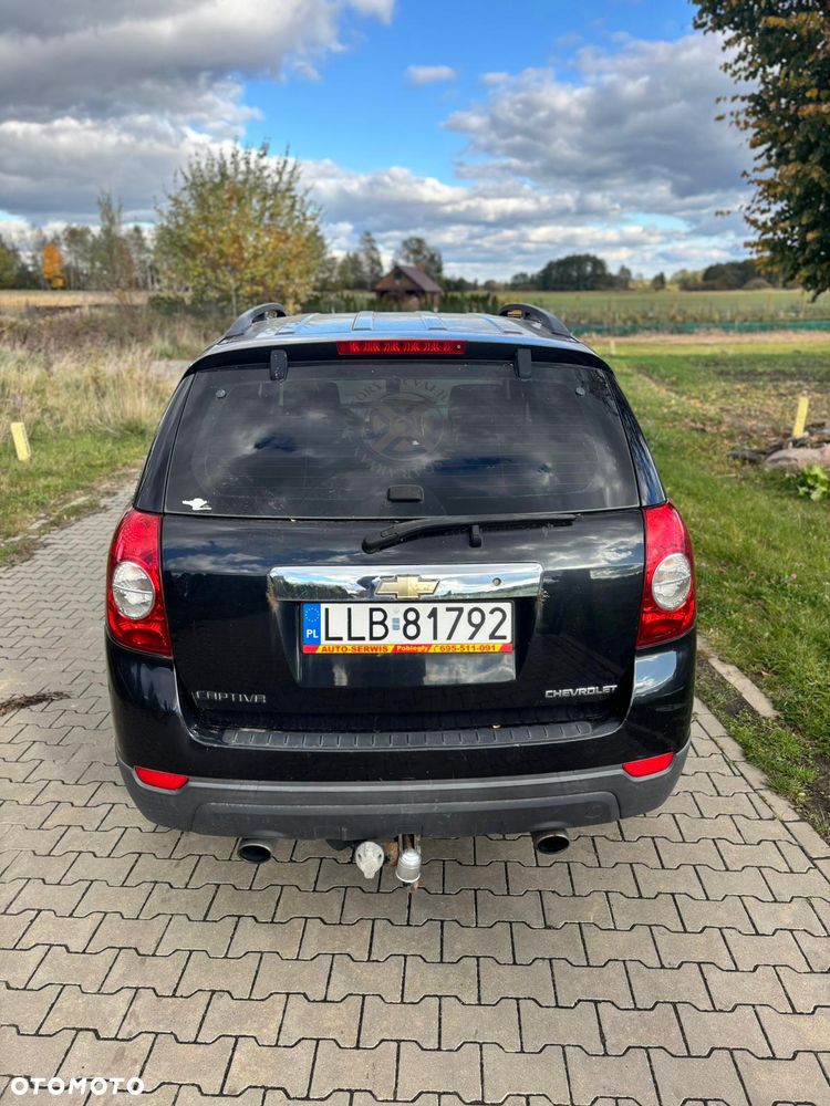 Chevrolet Captiva 2.4 LS 5os - 5