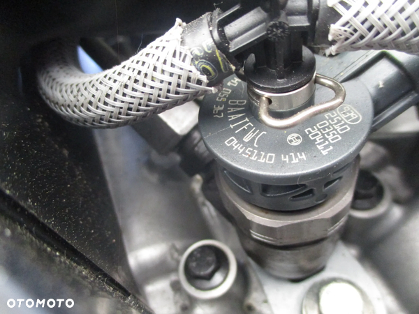 RENAULT NISSAN 1.6 DCI wtrysk 0445110414