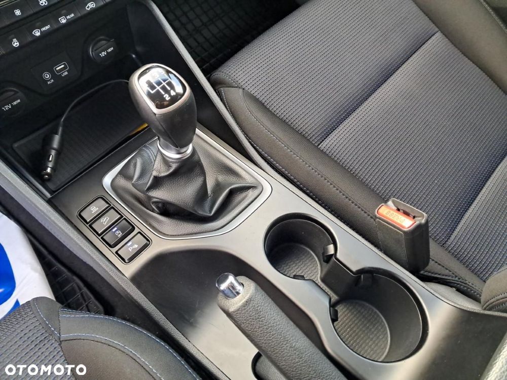 Hyundai Tucson 2.0 CRDI BlueDrive Style 2WD - 15