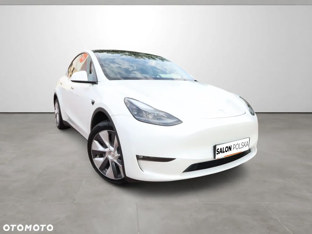 Tesla Y Long Range AWD - 4