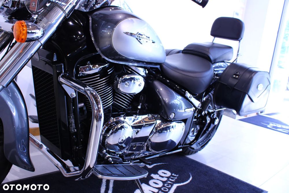 Suzuki Intruder - 27