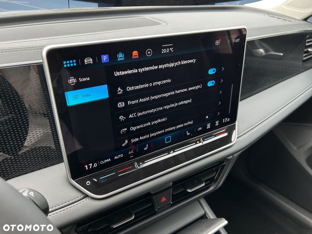 Volkswagen Tiguan - 22