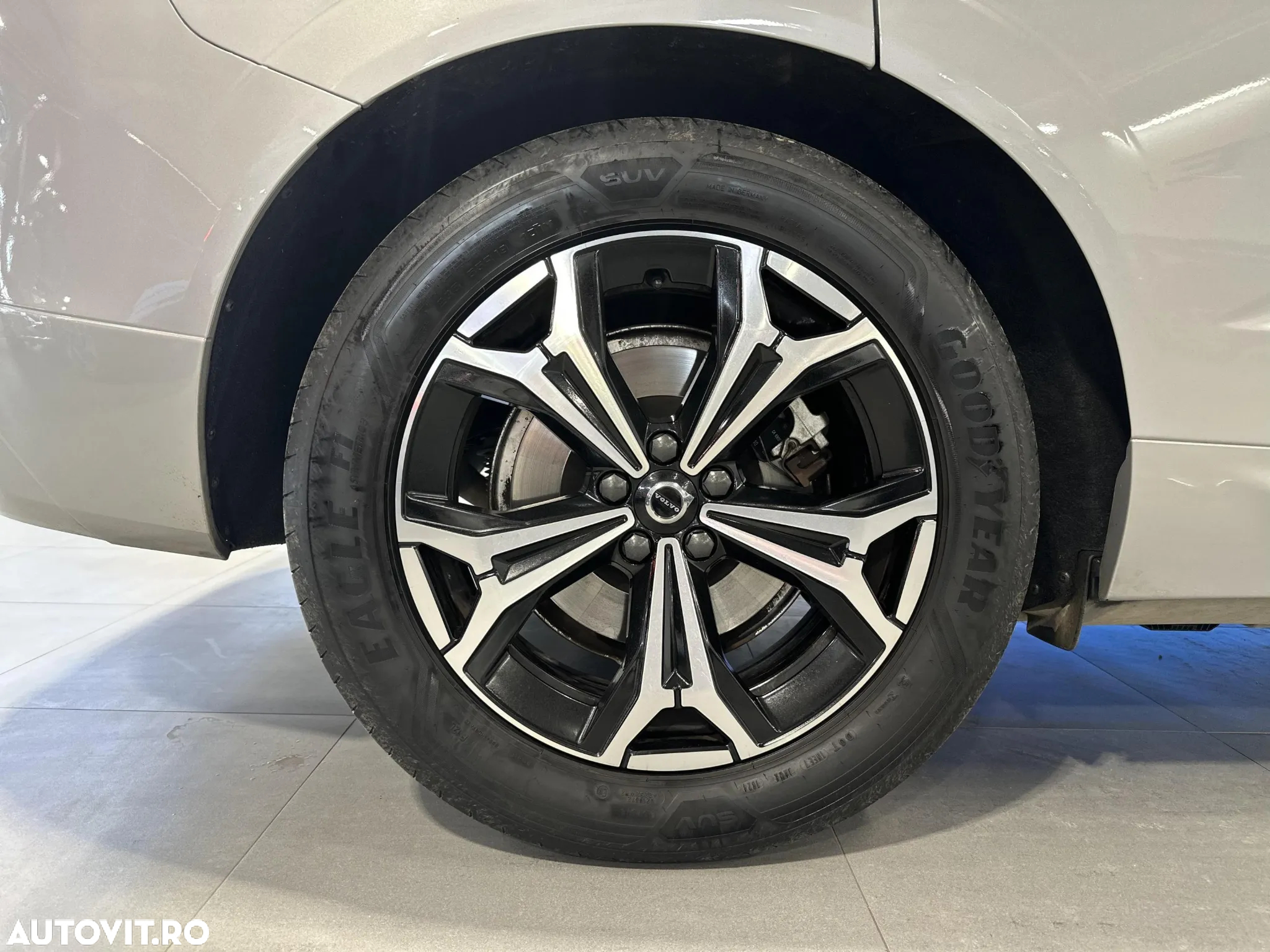 Volvo XC 60 T6 AWD Recharge Geartronic Inscription - 13