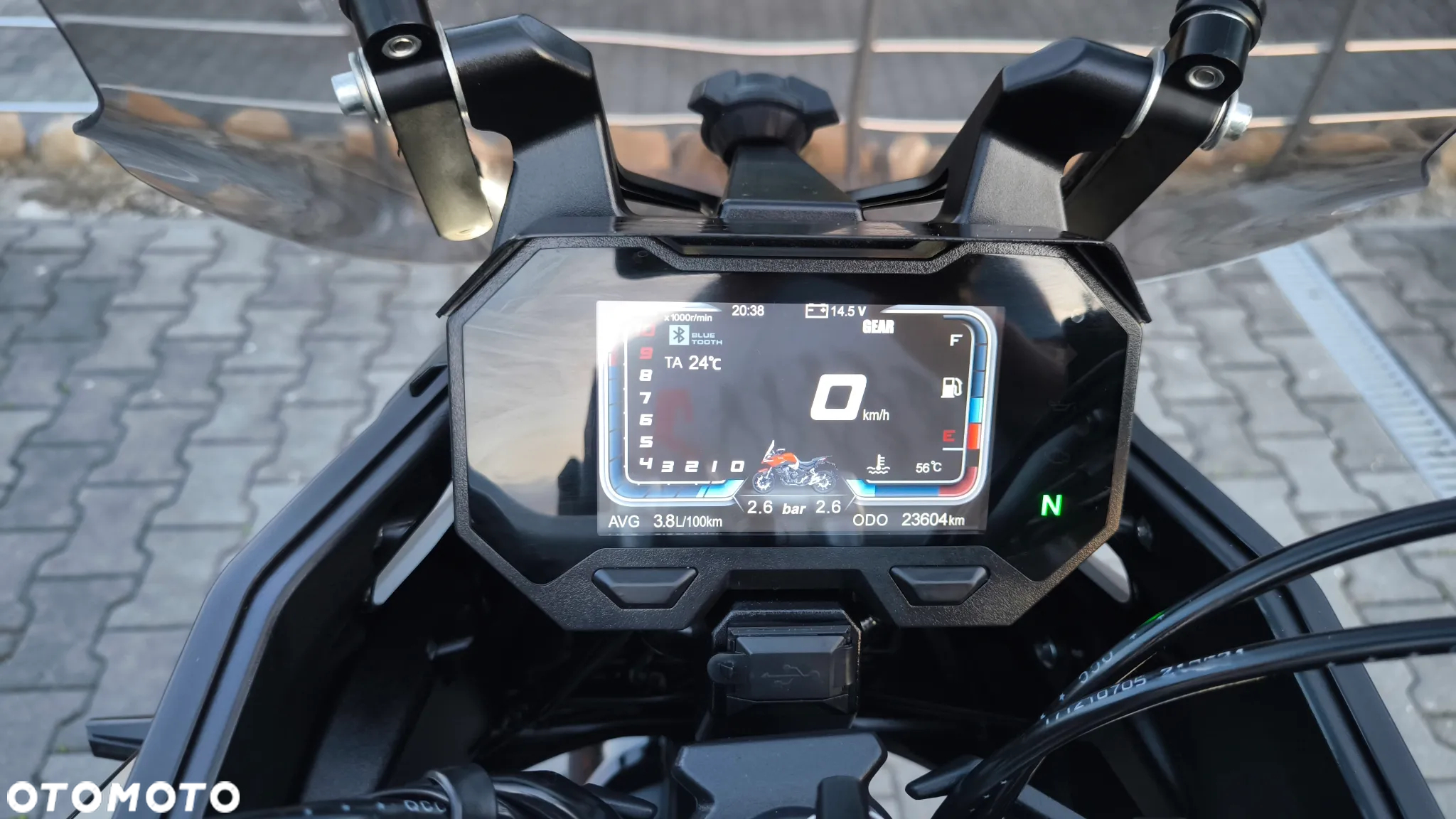 VOGE 500DSX - 9