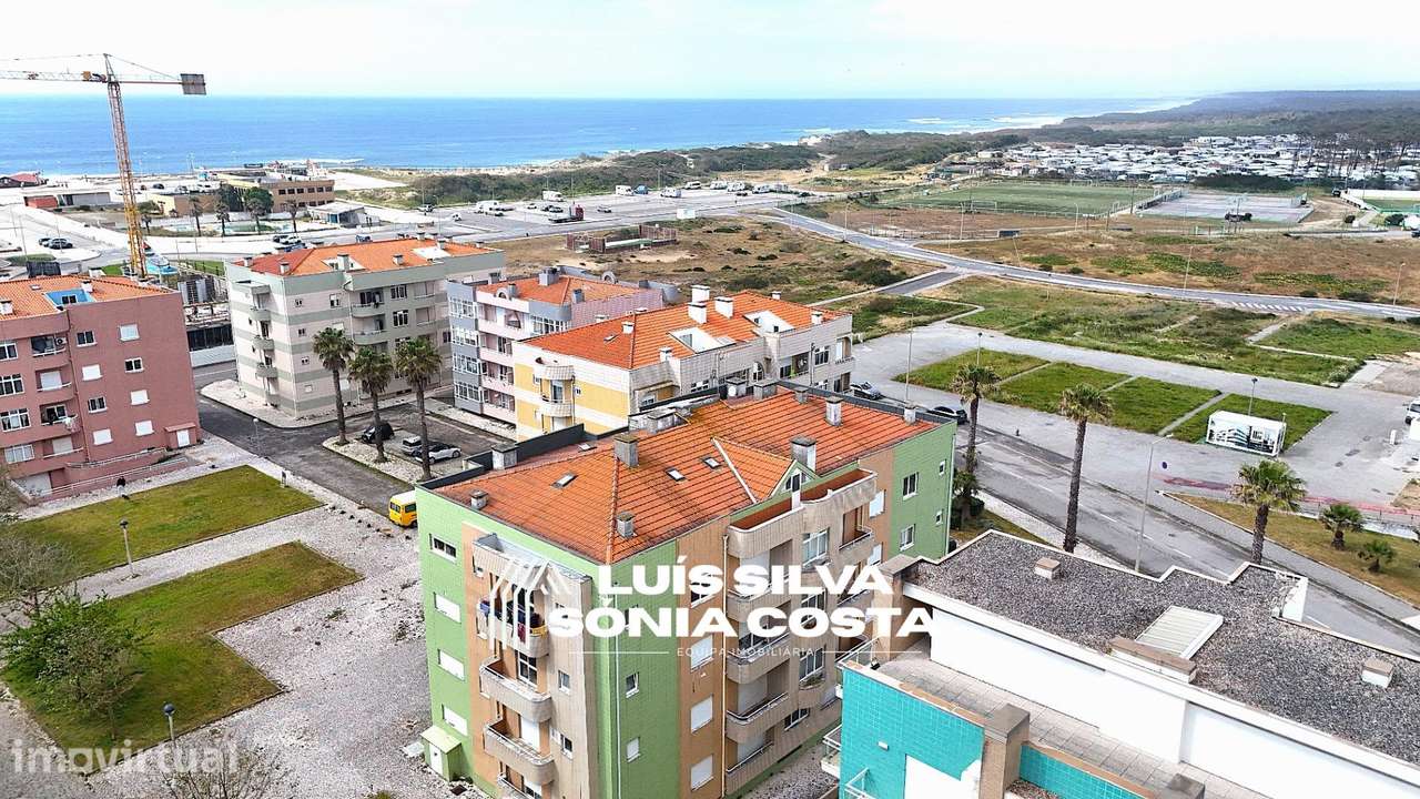 Apartamento T3 Duplex com 262m2 a 350m da Praia, Varandas & Garagem! - Grande imagem: 2/39