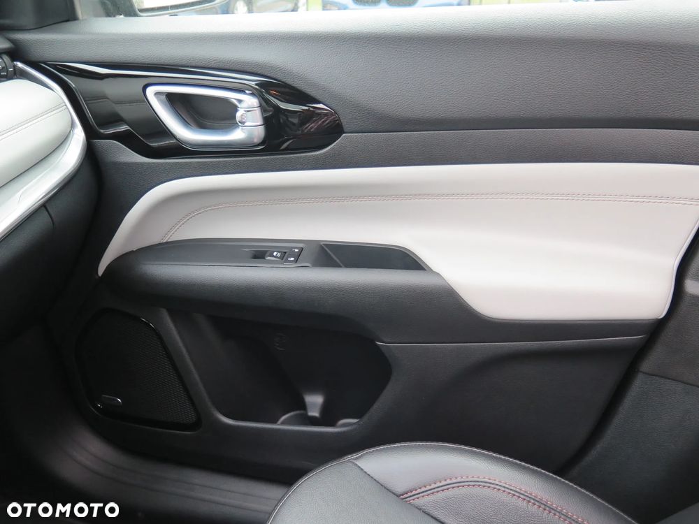 Jeep Compass - 25