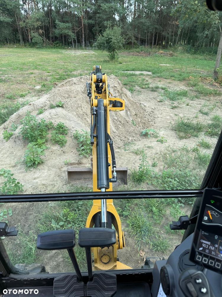 Caterpillar 301.8 2023r CAT z Holandii 302 - 10