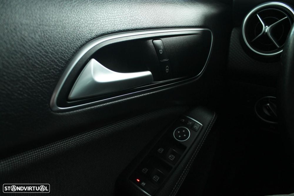 Mercedes-Benz A 180 d Style - 29