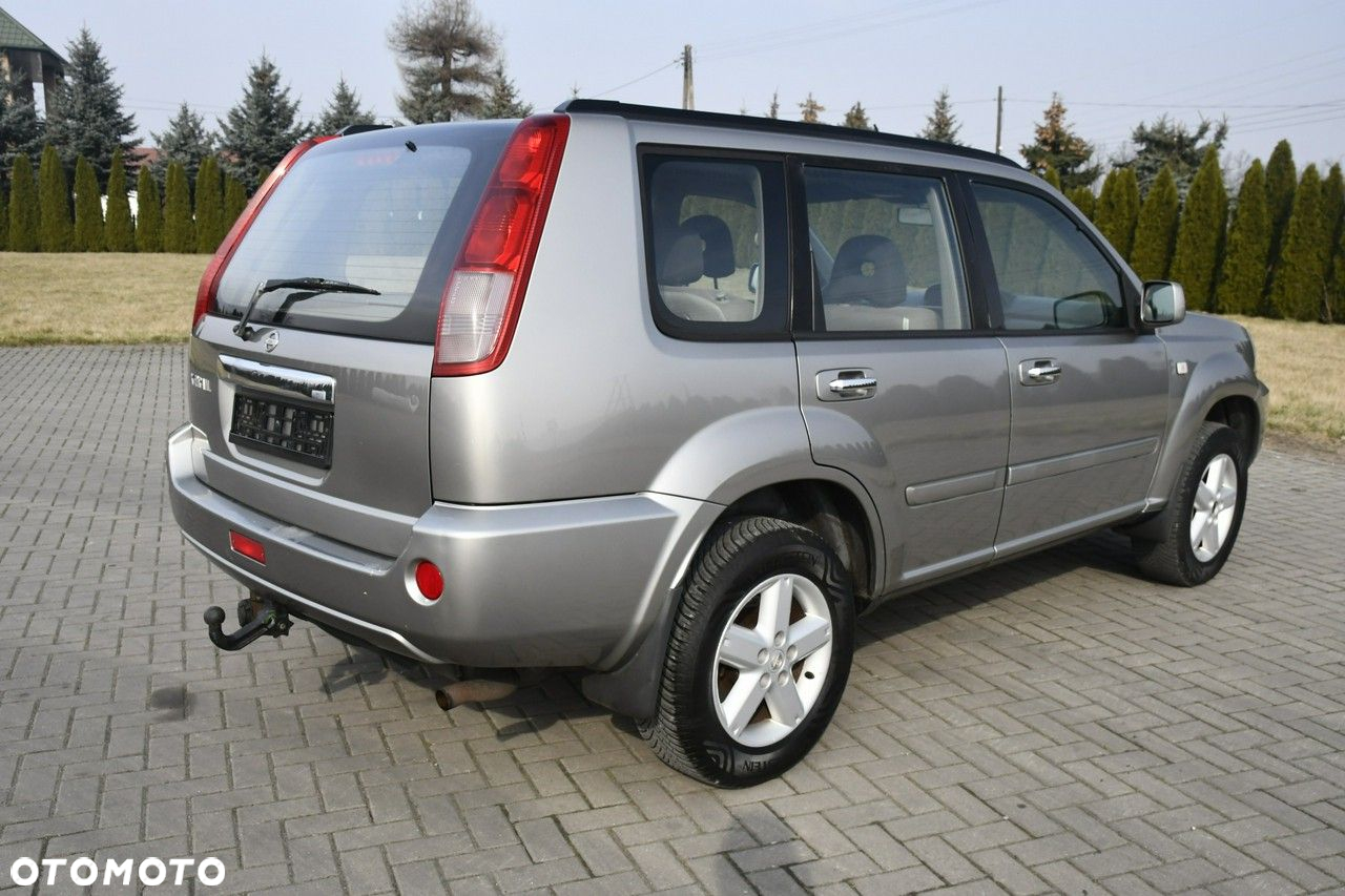 Nissan X-Trail - 11