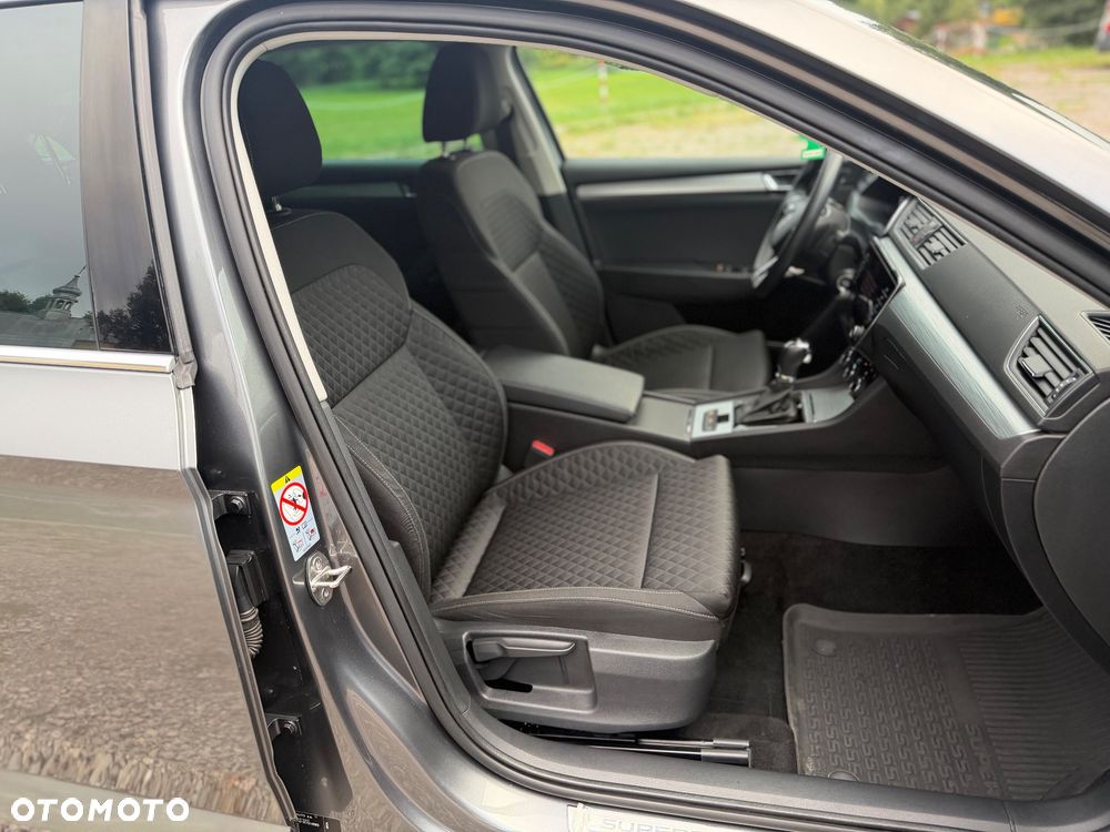 Skoda Superb 1.5 TSI mHEV Selection DSG - 19
