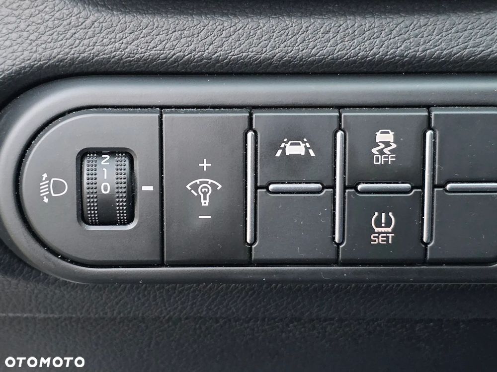 Kia Ceed 1.4 T-GDI M - 23