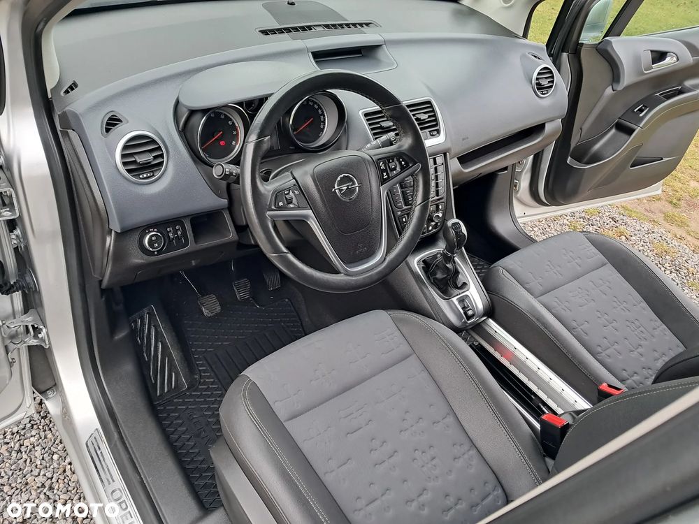 Opel Meriva 1.4 T Cosmo S&S - 7