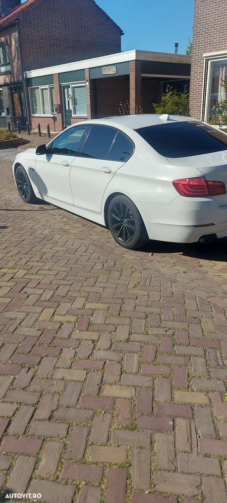 BMW Seria 5 525d Sport-Aut. - 5
