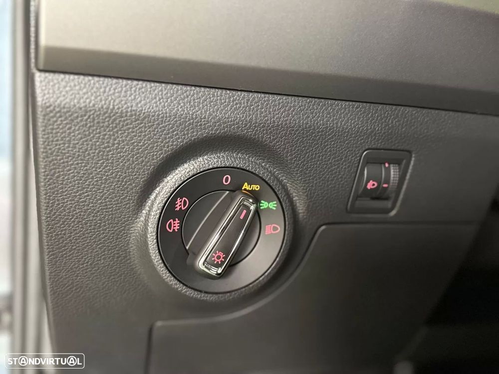 SEAT Ibiza 1.0 Reference - 37