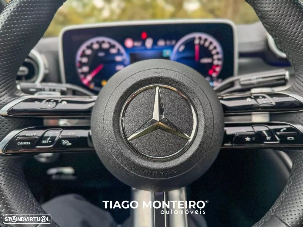 Mercedes-Benz C 300 - 32