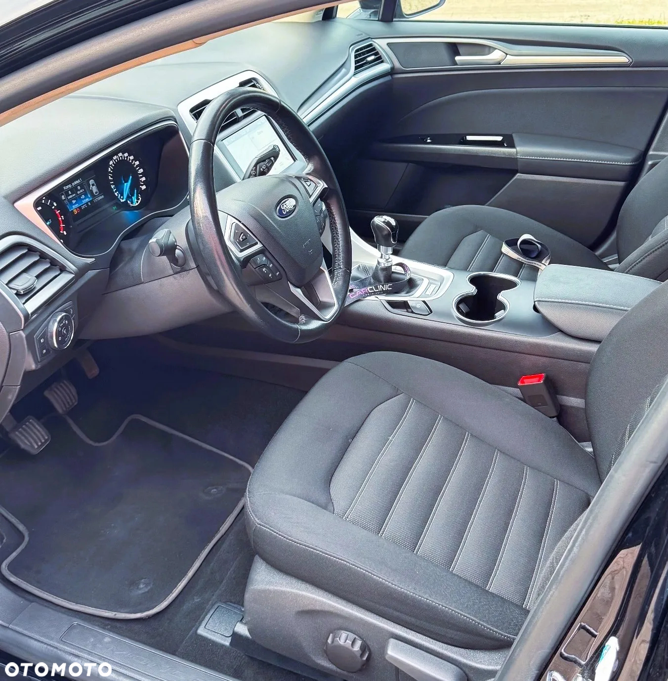 Ford Mondeo 2.0 TDCi Titanium PowerShift - 9