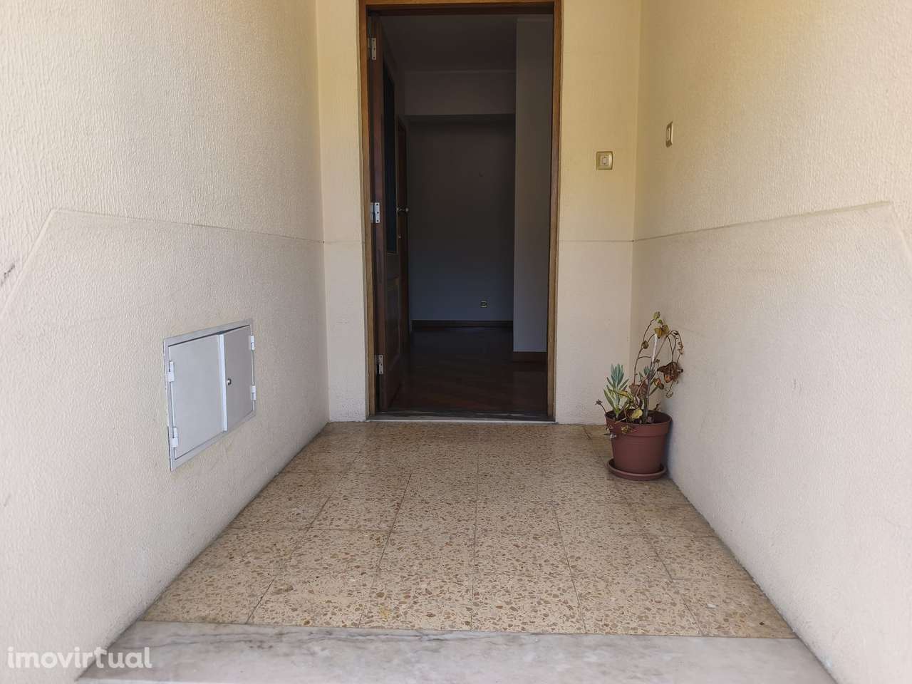 Apartamento T3 no centro de Lamego - Grande imagem: 2/18