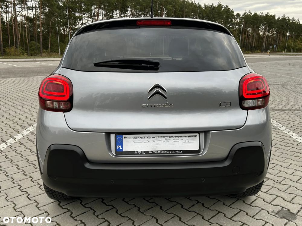 Citroën C3 1.2 PureTech Shine - 24
