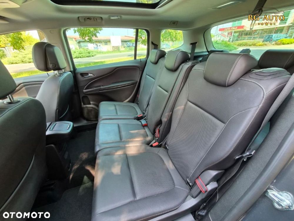 Opel Zafira - 31