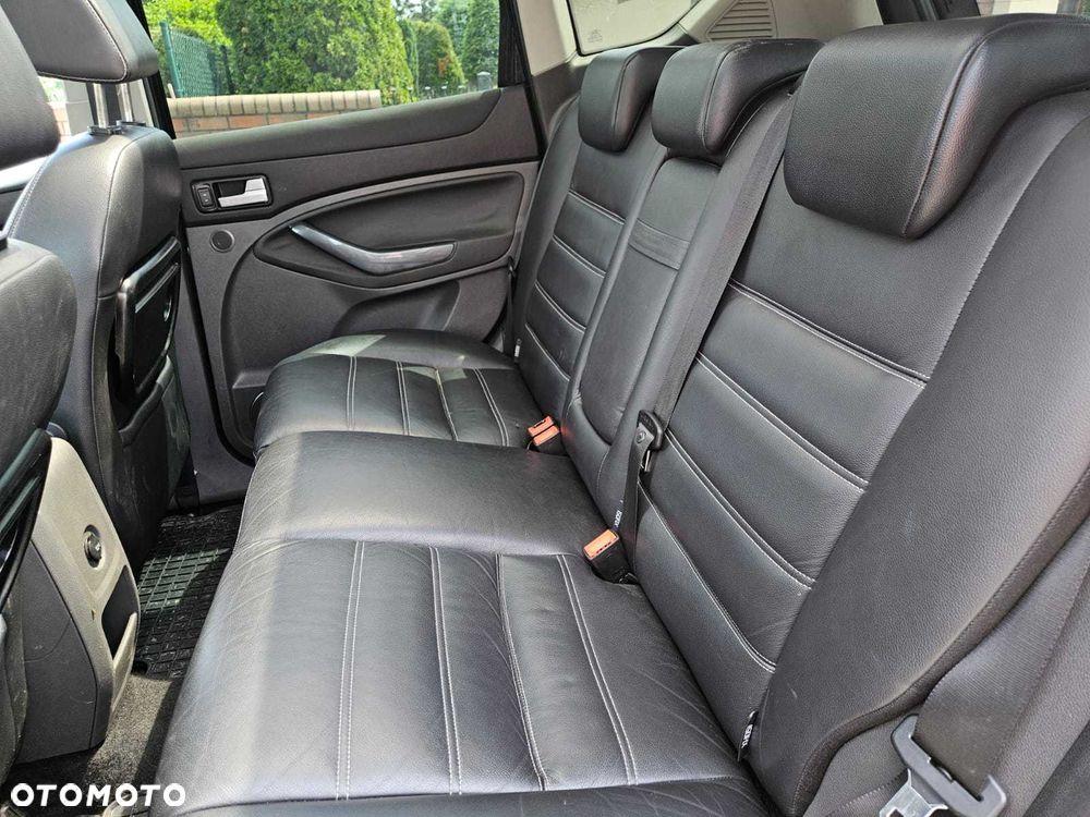 Ford Kuga - 7