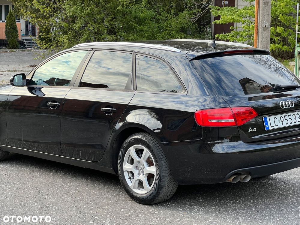 Audi A4 Avant 2.0 TDI - 10