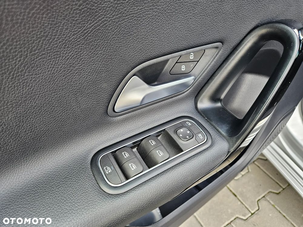 Mercedes-Benz Klasa A 200 d 8G-DCT Style - 35