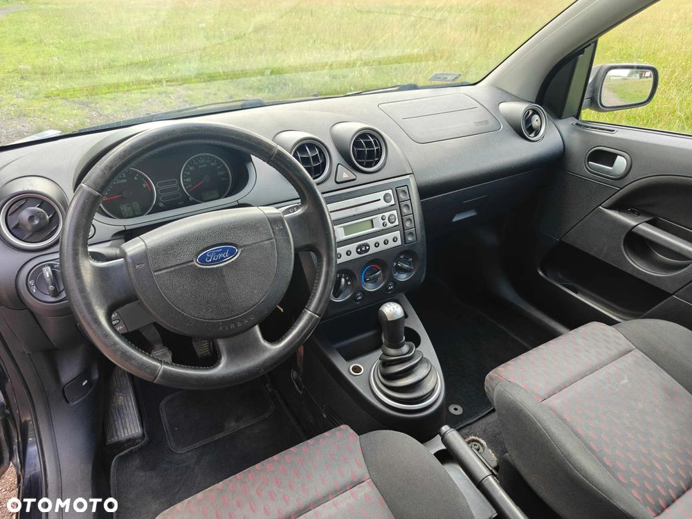 Ford Fiesta 1.6 TDCi Sport - 6