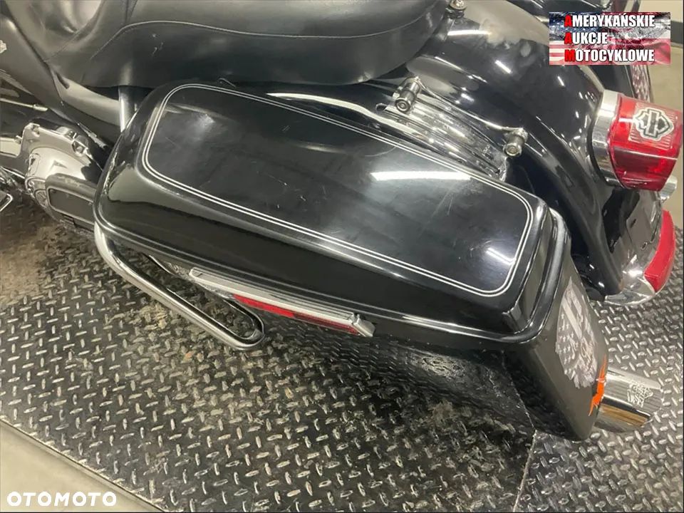 Harley-Davidson FLHTCU Ultra - 13