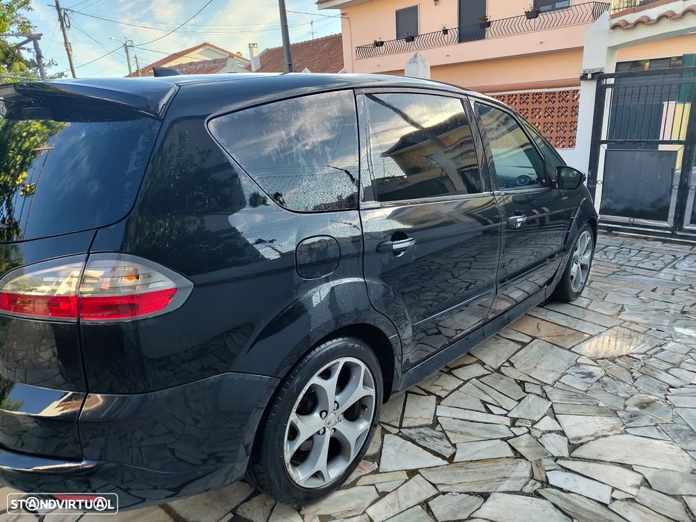 Ford S-Max 2.2 TDCi Titanium 7L - 3