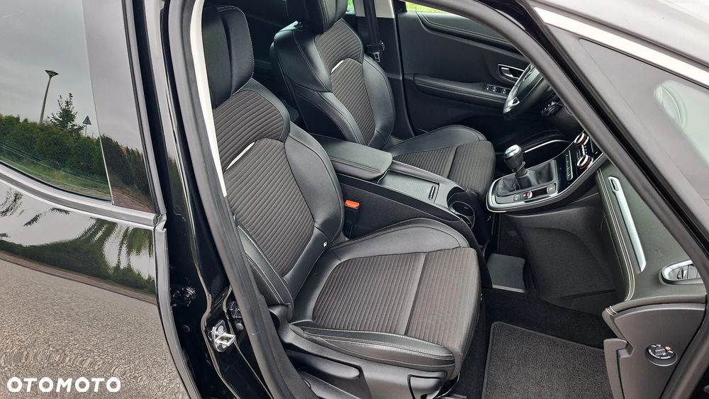 Renault Scenic ENERGY dCi 130 Euro 6 S&S Bose Edition - 30