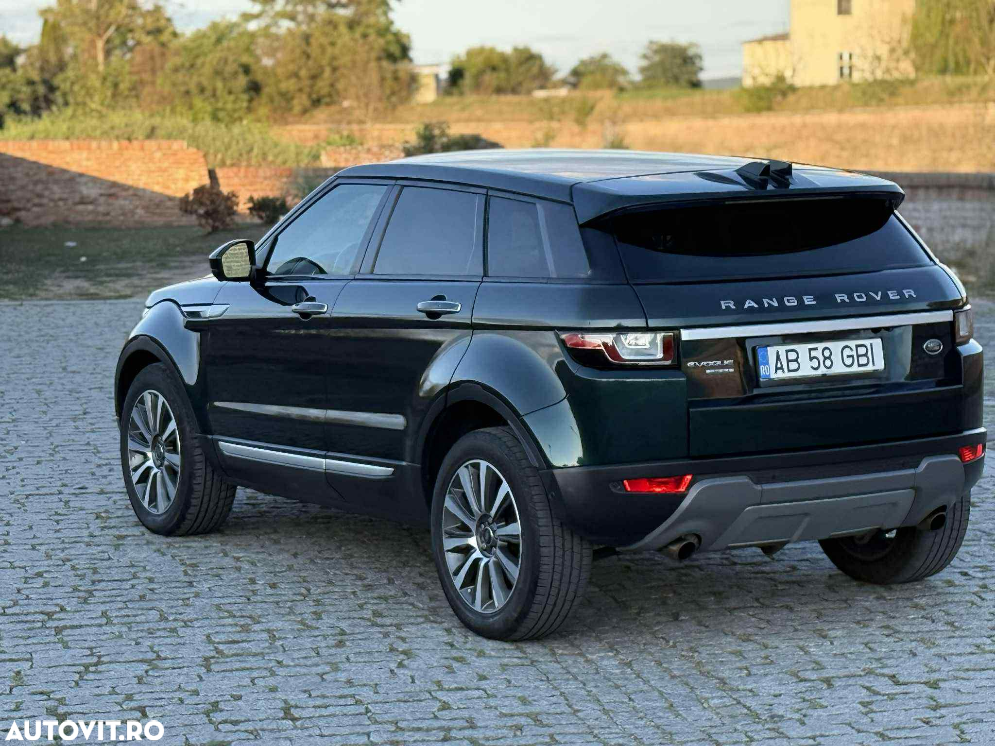 Land Rover Range Rover Evoque - 4