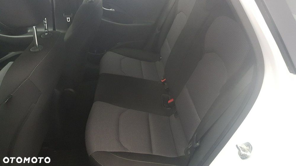 Hyundai i30 - 16