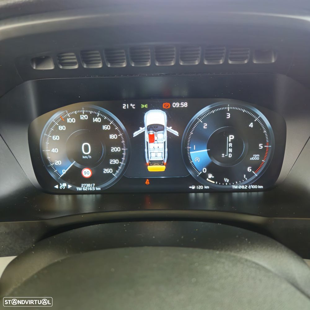 Volvo XC 90 2.0 D4 Momentum - 17