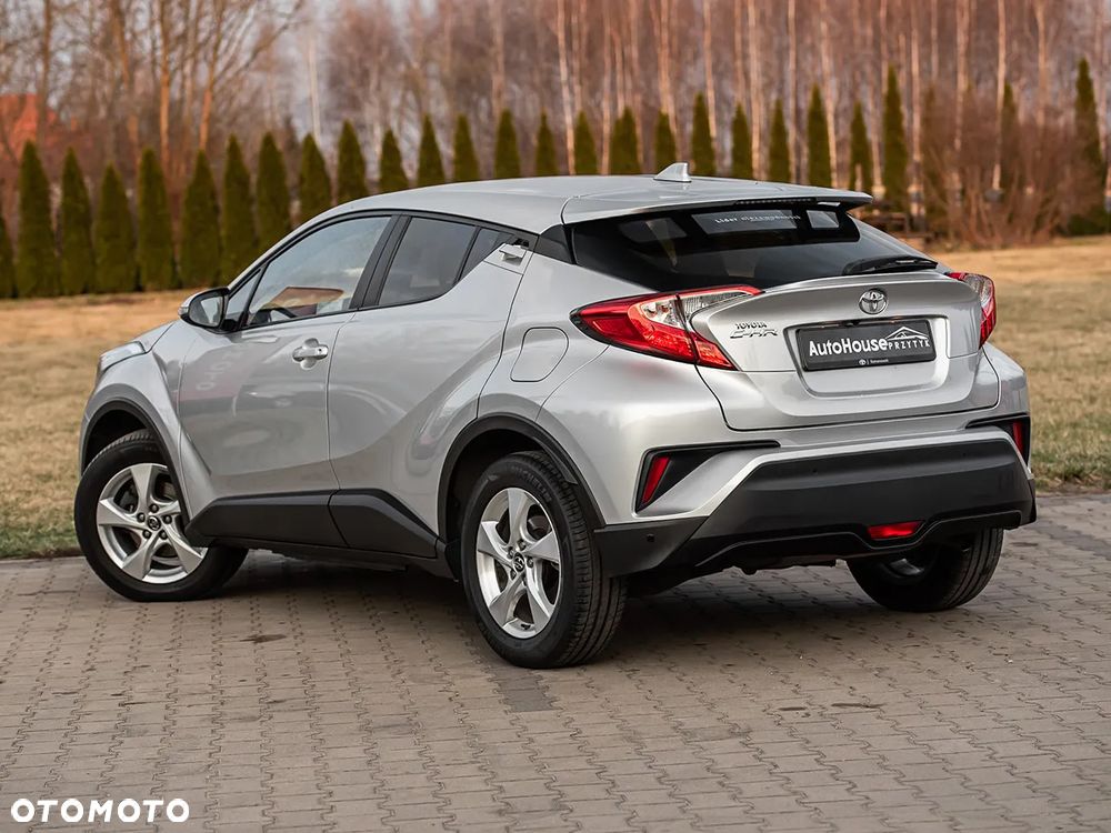 Toyota C-HR - 8