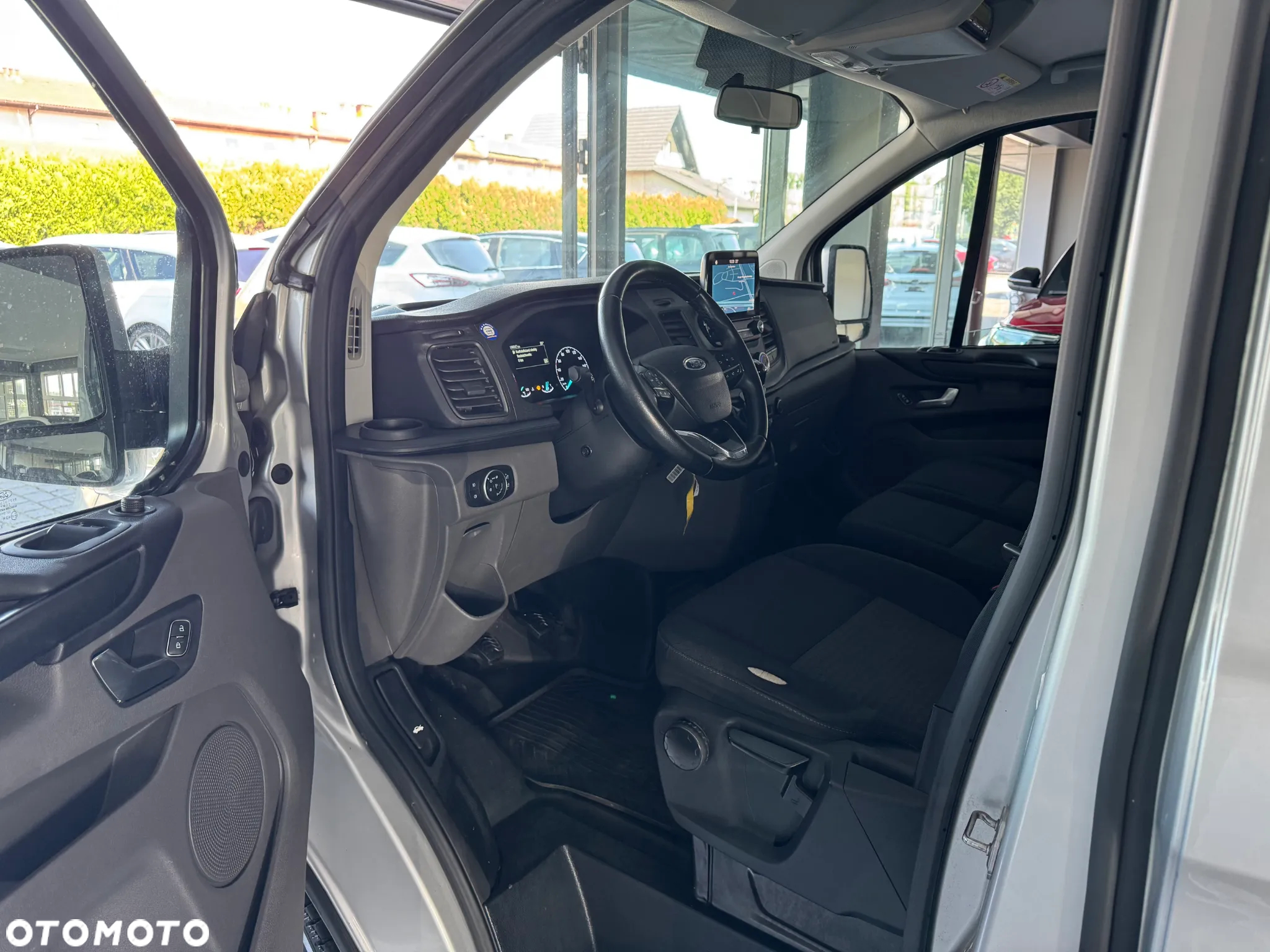 Ford Transit Custom Kombi-Van 320 L2H1 Trend - 19