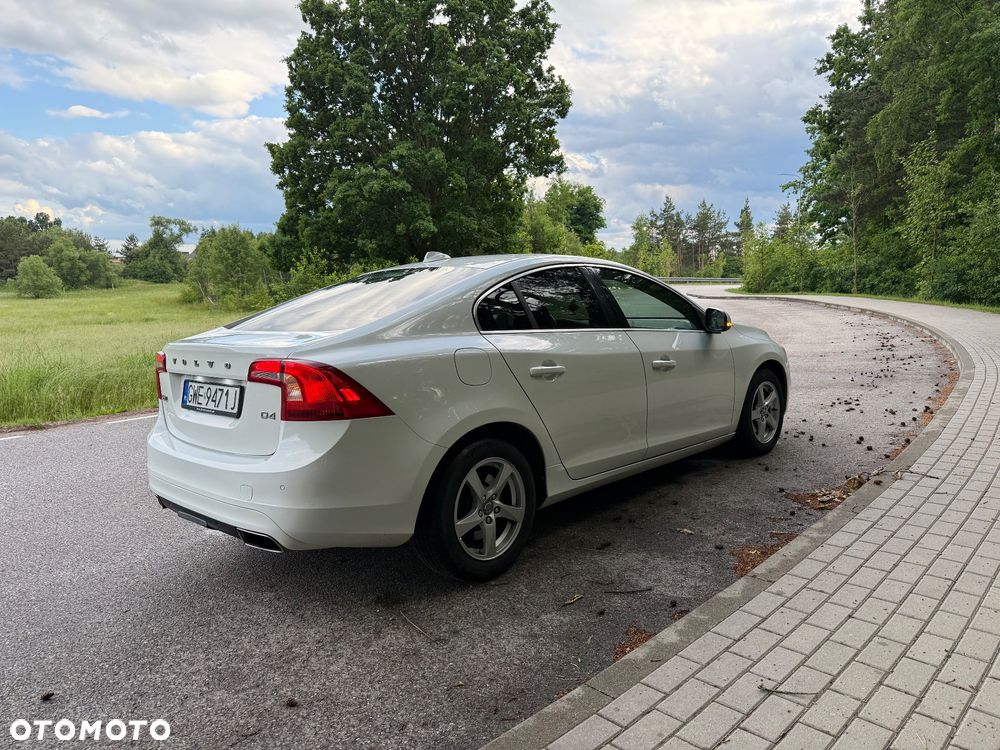 Volvo S60 D4 Drive-E R-Design Momentum - 8