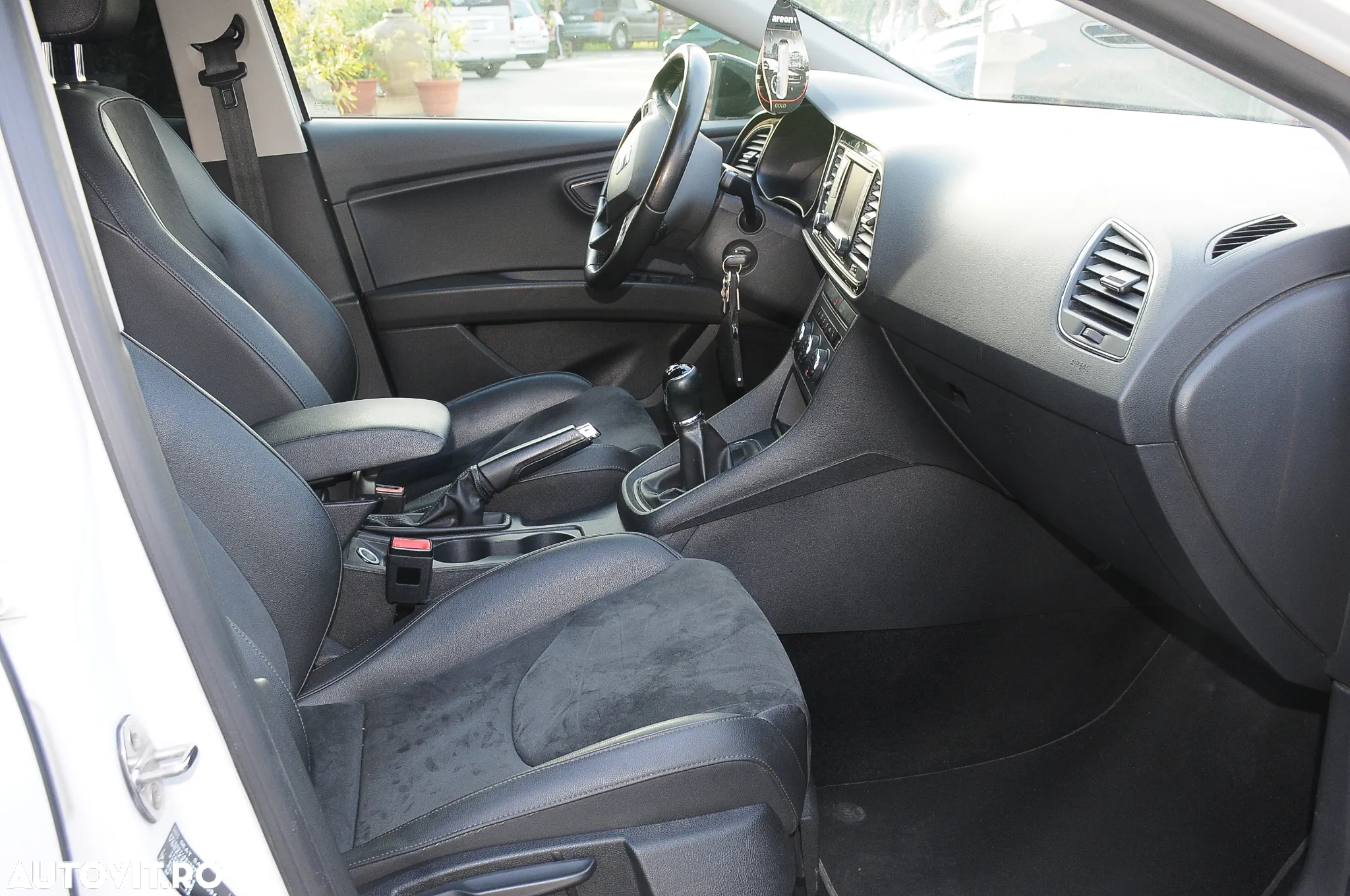 Seat Leon 1.6 TDI Style - 14