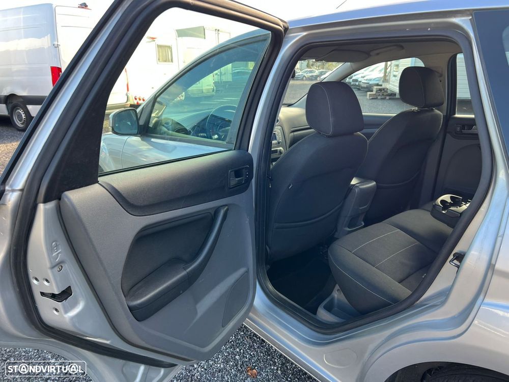 Ford Focus SW 1.6 TDCi S - 15