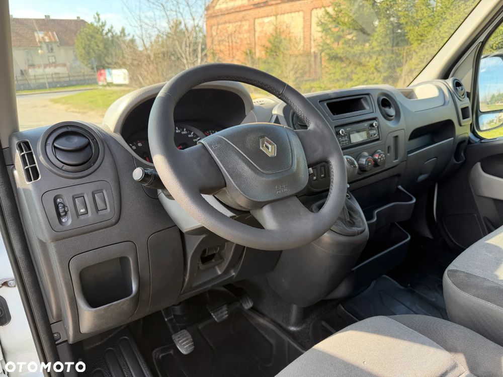 Renault Master * 2.3 / 165KM * Długa rama do zabudowy * Rozstaw osi: 4.3m * - 27