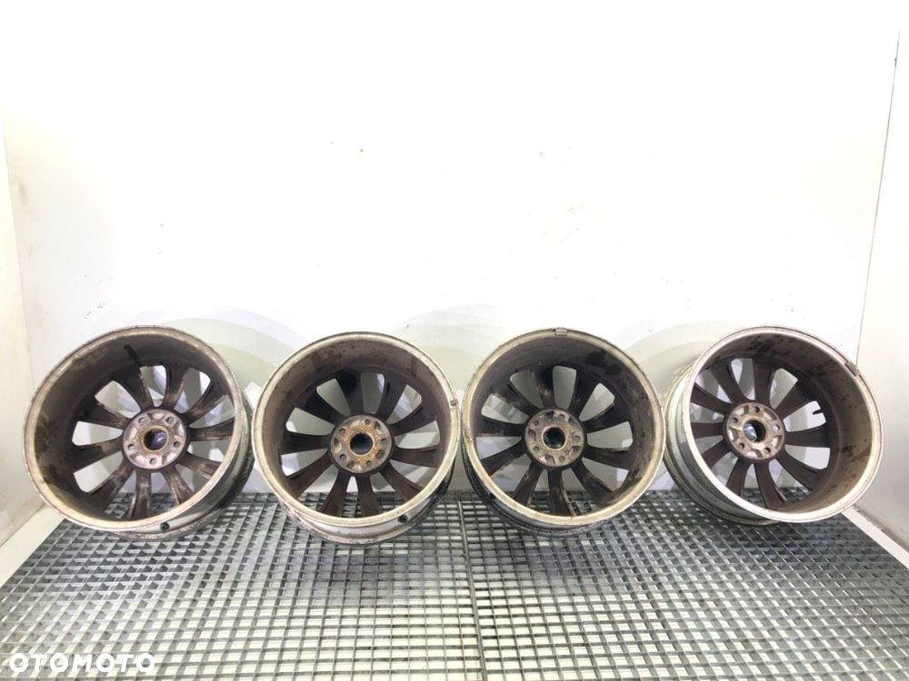 FELGA ALUMINIOWA KOMPLET 17 7,5J 5X112 ET 45  57,1  VW PASSAT B6 (3C2) 2005 - 2010  3C8601025A - 10