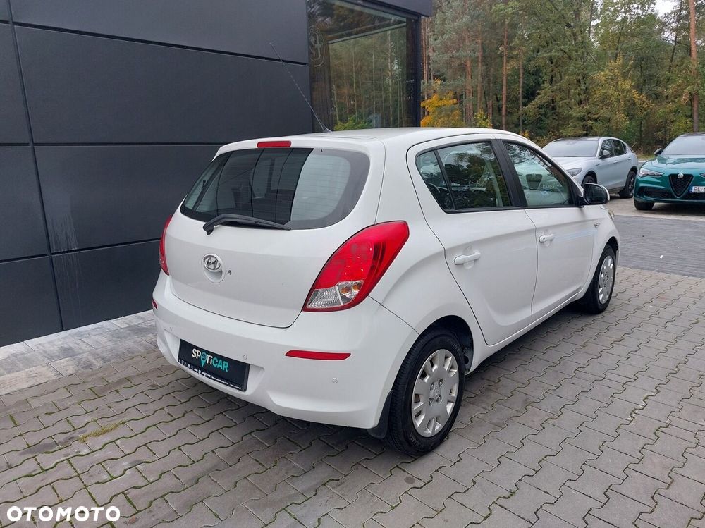 Hyundai i20 - 8